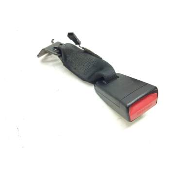 Recambio de enganche cinturon trasero izquierdo para bmw serie 1 lim. (f21) 116d referencia OEM IAM 7266352  