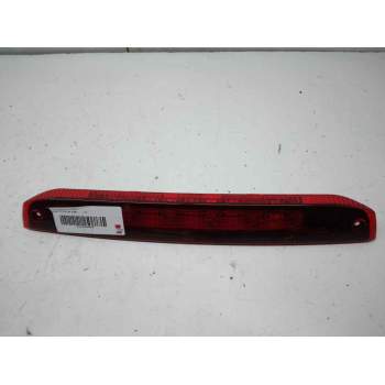 Recambio de luz central de freno para ford focus lim. (cb8) referencia OEM IAM 0374D  
