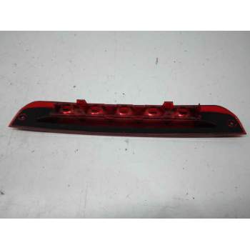 Recambio de luz central de freno para ford focus lim. (cb8) referencia OEM IAM 0374D  