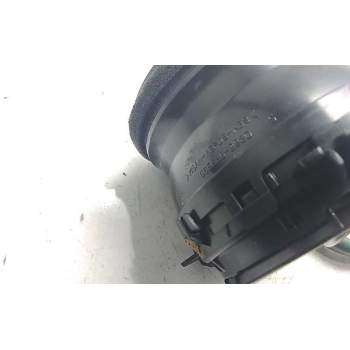 Recambio de aireador izquierdo para toyota yaris hybrid feel referencia OEM IAM 5556862280  