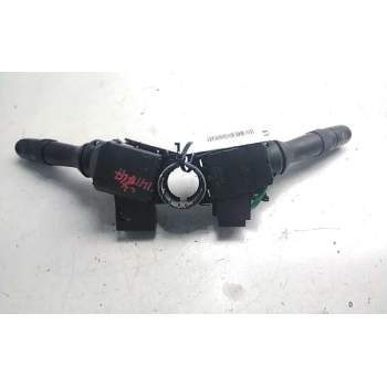 Recambio de mando limpia para toyota yaris hybrid feel referencia OEM IAM 0030017F938 173832 