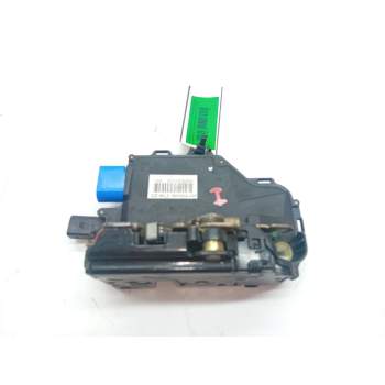 CERRADURA PUERTA DELANTERA IZQUIERDA 3D1837015A 