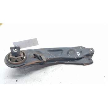 BRAZO SUSPENSION SUPERIOR TRASERO DERECHO A2463500506 