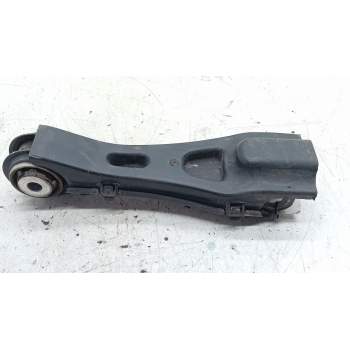 BRAZO SUSPENSION SUPERIOR TRASERO DERECHO A2463520788 