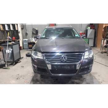 VOLKSWAGEN PASSAT VARIANT (3C5) de desguace