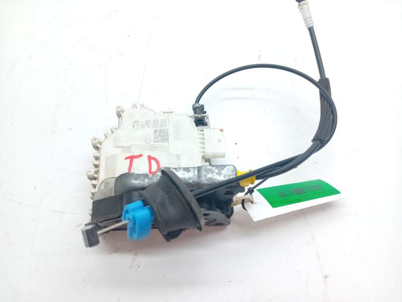 Recambio de cerradura puerta trasera derecha para audi a1 (8xk) 1.0 tfsi referencia OEM IAM 8X0839016E  
