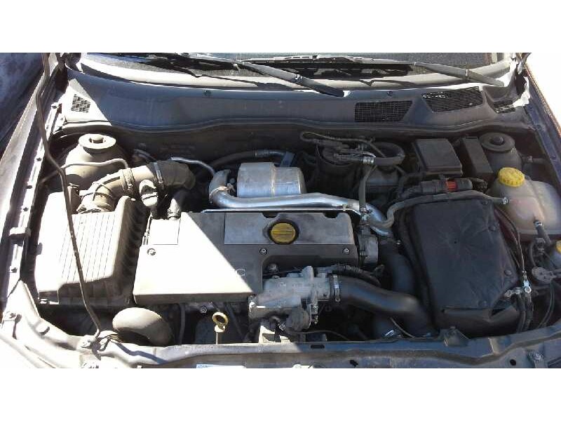 opel astra g berlina del año 2003