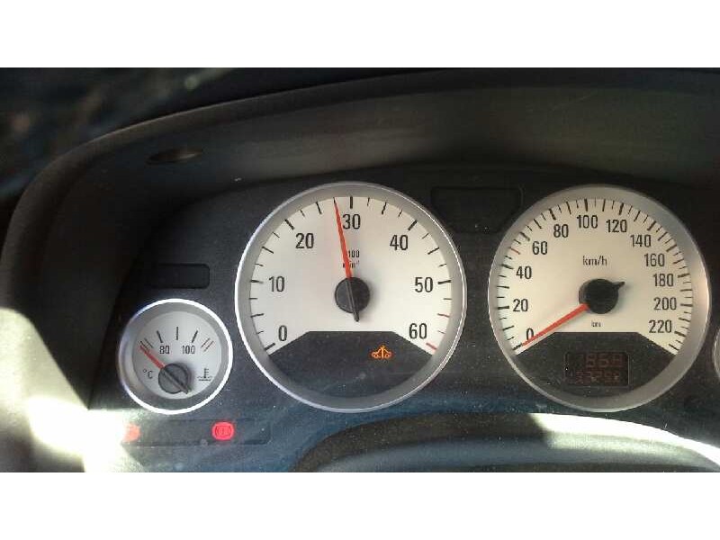 opel astra g berlina del año 2003