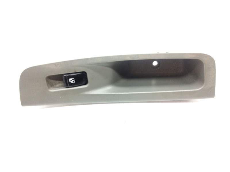 Recambio de mando elevalunas trasero derecho para chevrolet nubira wagon cdx referencia OEM IAM 621W04790  