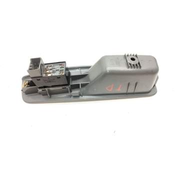 Recambio de mando elevalunas trasero derecho para chevrolet nubira wagon cdx referencia OEM IAM 621W04790  