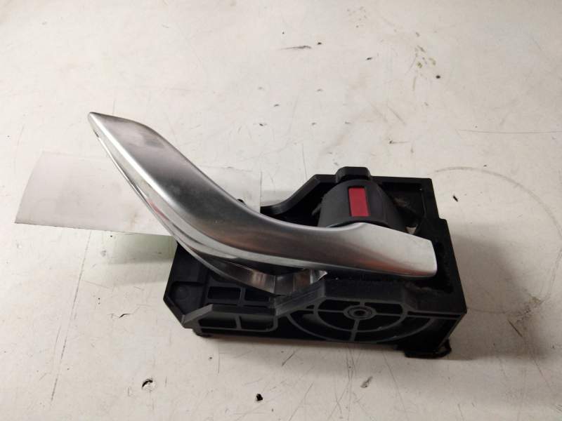 Recambio de maneta interior delantera derecha para mazda 3 (bm, bn) 2.2 d referencia OEM IAM T8314RH  