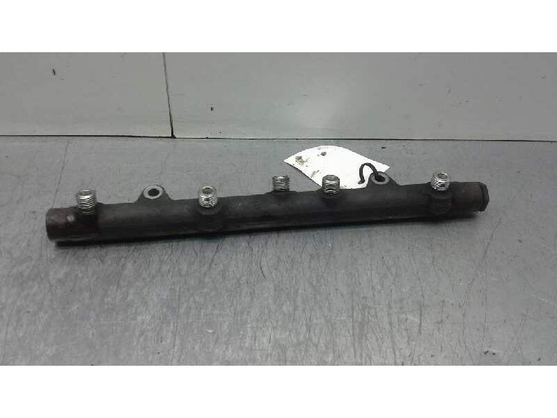 Recambio de rampa inyectora para land rover freelander (ln) 2.0 di hardback (72kw) referencia OEM IAM 0445214011  