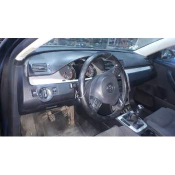 volkswagen passat variant (3c5) del año 2010