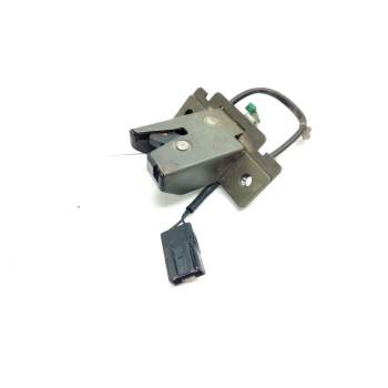 CERRADURA MALETERO / PORTON 