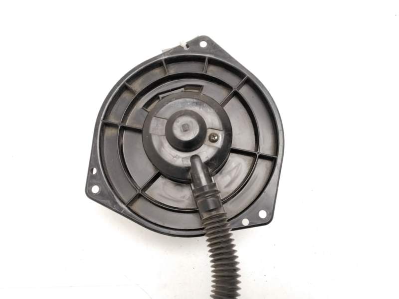 Recambio de motor calefaccion para nissan serena (c23) 1.6 referencia OEM IAM 273750C001 56802K4Z3 