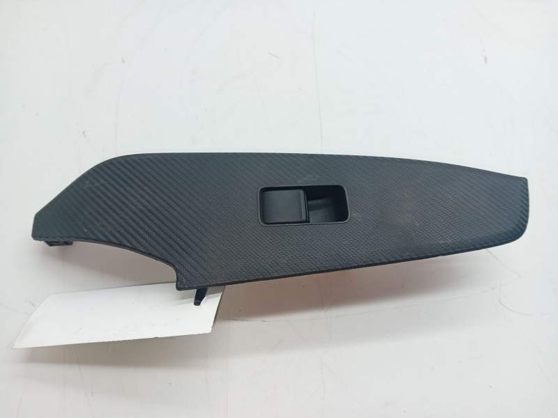 Recambio de mando elevalunas trasero izquierdo para mazda 3 (bm, bn) 2.2 d referencia OEM IAM KD3566370  