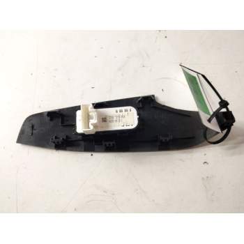 Recambio de mando elevalunas trasero derecho para mazda 3 (bm, bn) 2.2 d referencia OEM IAM KD3566370  