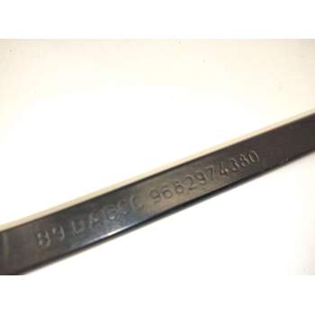 Recambio de brazo limpia delantero izquierdo para peugeot partner tepee 1.6 bluehdi 100 referencia OEM IAM 9672974380  