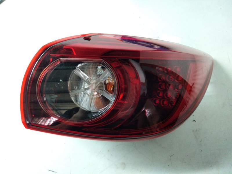 Recambio de piloto trasero derecho para mazda 3 (bm, bn) 2.2 d referencia OEM IAM B45D51150  