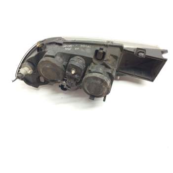 Recambio de faro derecho para nissan primera berlina (p11) 2.0 turbodiesel cat referencia OEM IAM 89006453  