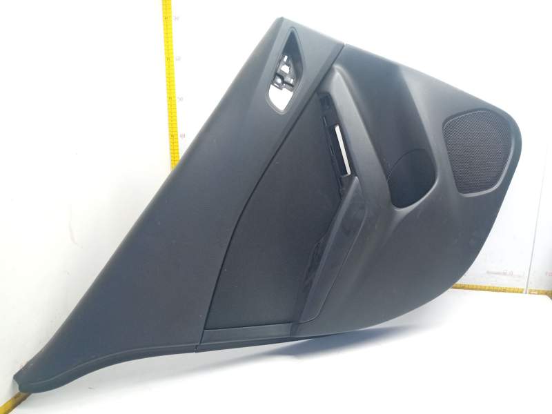 Recambio de guarnecido puerta trasera izquierda para mazda 3 (bm, bn) 2.2 d referencia OEM IAM BHN96856X  