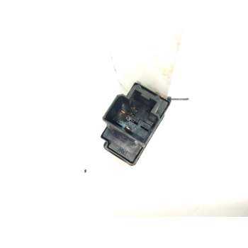Recambio de pulsador maletero para nissan primera berlina (p11) 2.0 turbodiesel cat referencia OEM IAM   