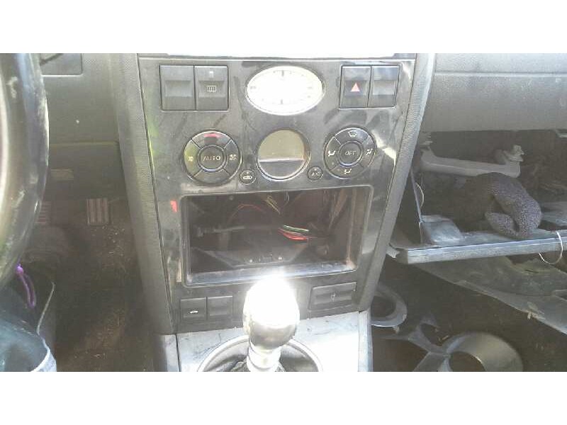 ford mondeo berlina (ge) del año 2001