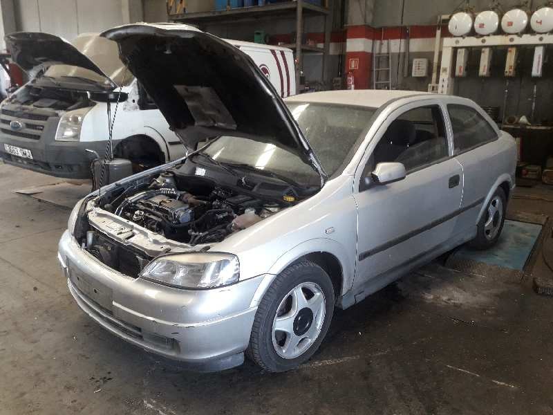 opel astra g berlina del año 1998