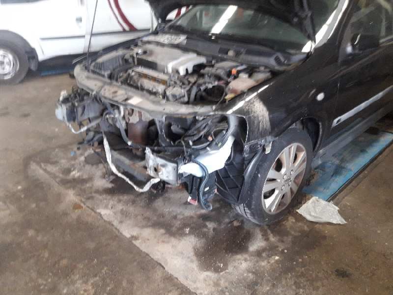 opel astra g berlina del año 2001