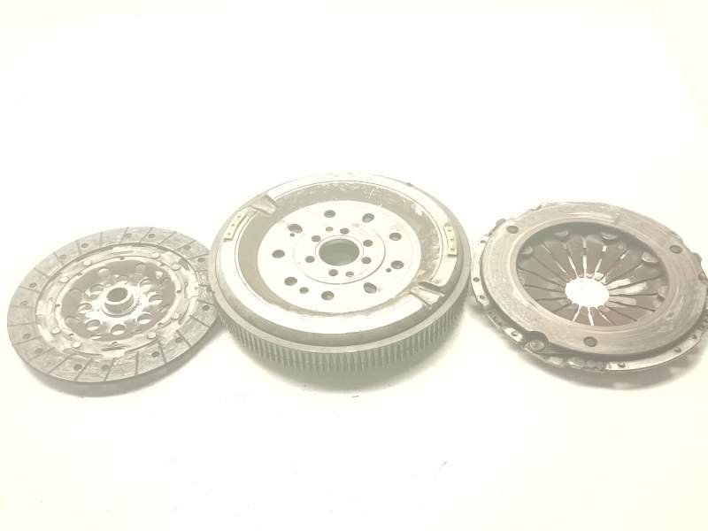 Recambio de kit embrague para volkswagen jetta iii (1k2) 1.9 tdi referencia OEM IAM 704562  