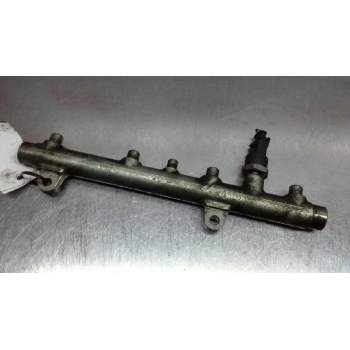 Recambio de rampa inyectora para renault kangoo (f/kc0) fairway 4x4 referencia OEM IAM 0445214015  
