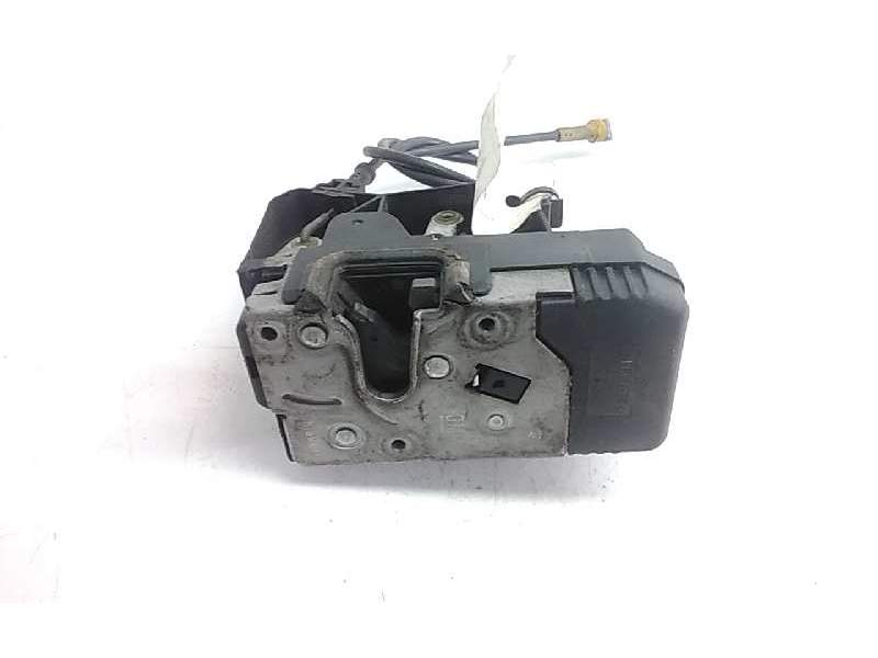 Recambio de cerradura puerta delantera derecha para opel vivaro furgón doble cab. 2.9t largo referencia OEM IAM 8200008248  