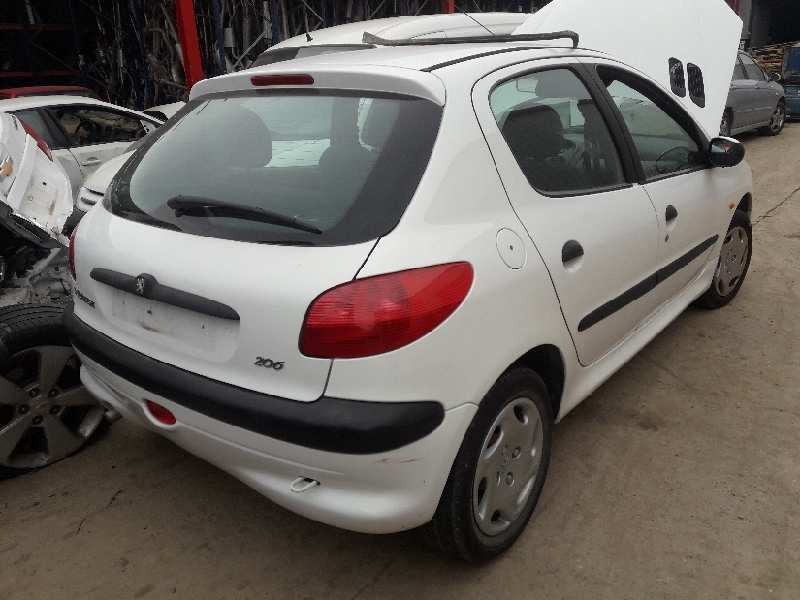 peugeot 206 berlina del año 1998