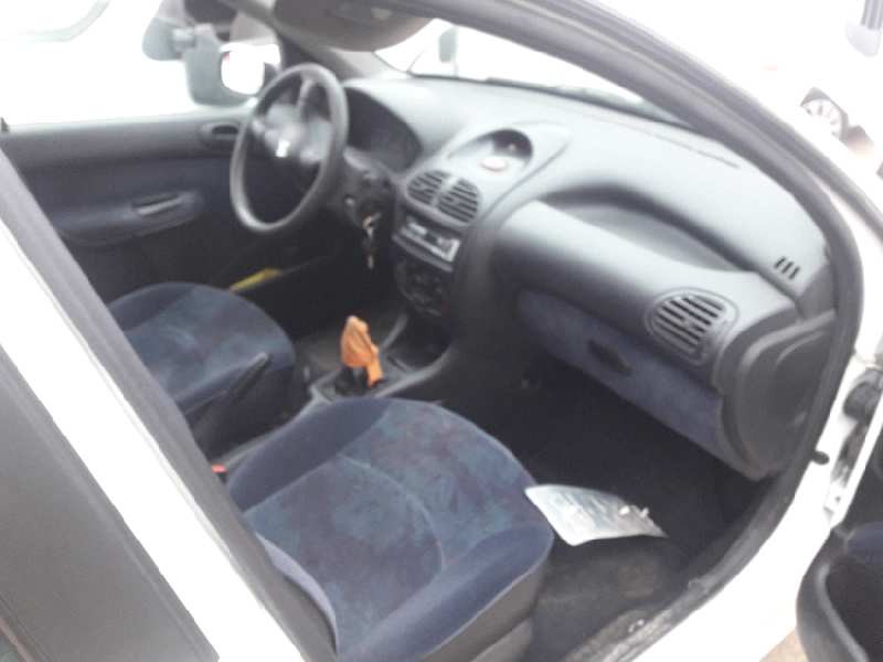 peugeot 206 berlina del año 1998