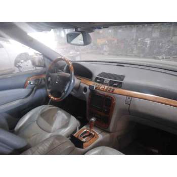 mercedes-benz clase s (w220) berlina del año 2001