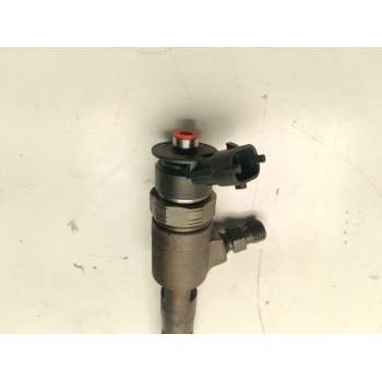 Recambio de inyector para peugeot 206+ básico referencia OEM IAM 0445110339  