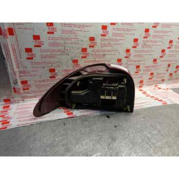 Recambio de piloto trasero derecho para ford mondeo berlina/familiar (fd) glx berlina referencia OEM IAM 93BG13A602BC 93BG13N004