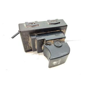 MANDO ELEVALUNAS DELANTERO DERECHO 935751H100 
