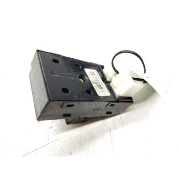 Recambio de mando elevalunas delantero izquierdo para kia cee´d drive referencia OEM IAM 935701H021  