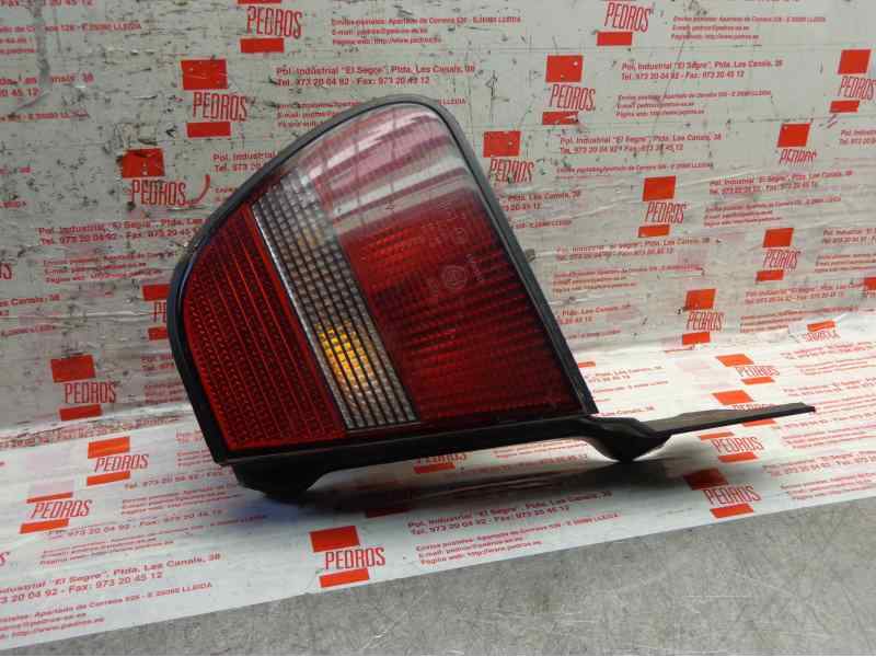 Recambio de piloto trasero derecho para lancia delta 1.8 i.e. referencia OEM IAM 0007798157  