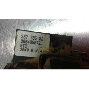 Recambio de mando limpia para citroën berlingo 1.9 d multispace referencia OEM IAM 33779502 96049597ZL 