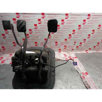 PEDAL EMBRAGUE 