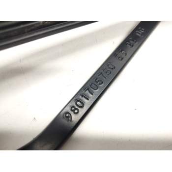 Recambio de brazo limpia delantero izquierdo para citroën c4 cactus referencia OEM IAM 9891705780  