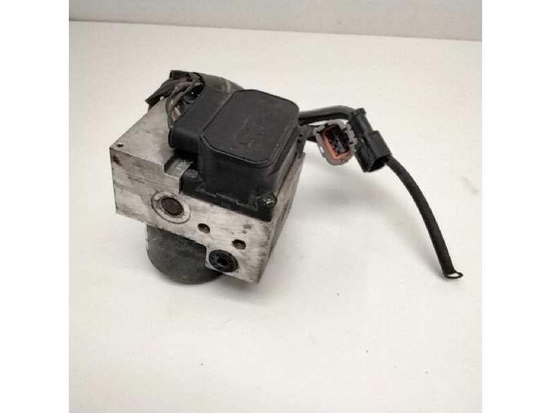 Recambio de centralita abs para nissan primera berlina (p11) 2.0 turbodiesel cat referencia OEM IAM 476002F000  