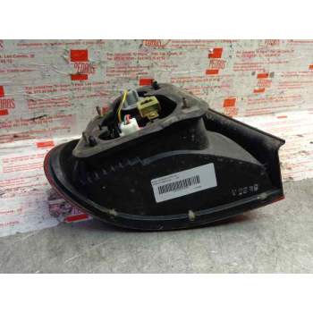 Recambio de piloto trasero derecho para daewoo lanos 1.5 cat referencia OEM IAM 034617R  