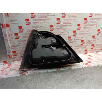 Recambio de piloto trasero derecho para mg serie 200 (rf) 220 sd (5-ptas.) referencia OEM IAM XFB10088  