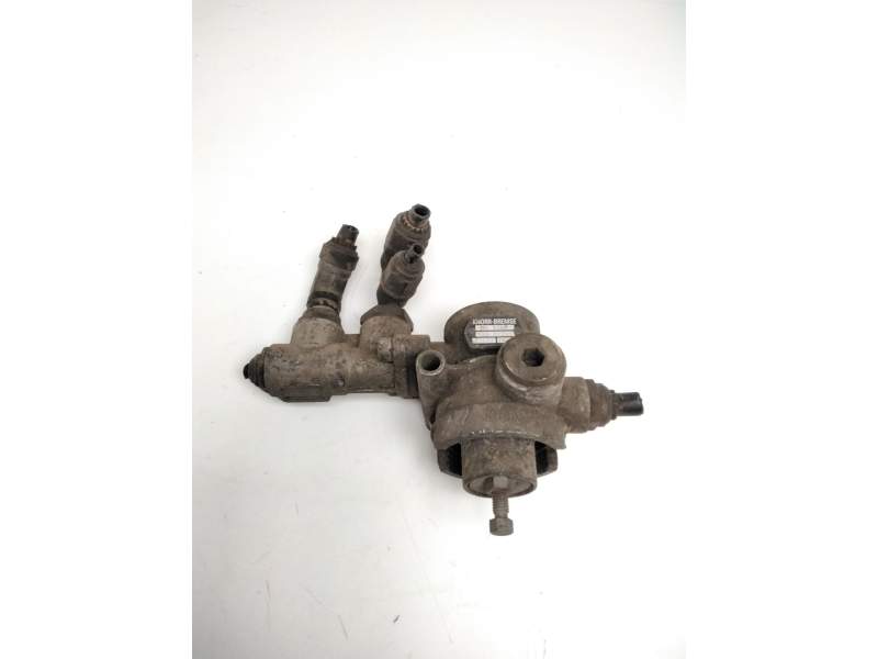 Recambio de valvula limitador para renault kerax r.385 referencia OEM IAM DB1240 03423 19000 SEB01258