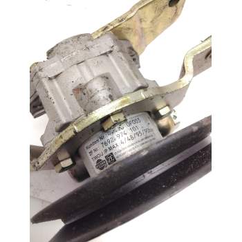 Recambio de bomba direccion para nissan terrano ii (r20) 2.7 td 4wd referencia OEM IAM 491100F003 7692974101 ZF