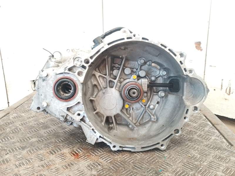 Recambio de caja cambios para hyundai i30 (pde, pd, pden) 1.6 crdi referencia OEM IAM 4311532351  
