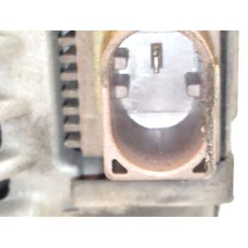 Recambio de alternador para hyundai i30 (pde, pd, pden) 1.6 crdi referencia OEM IAM 373002A700  